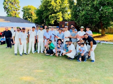 Rehman with members of Rainham Cricket Club